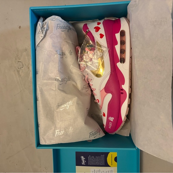 Doernbecher Hailey edition - Picture 2 of 4